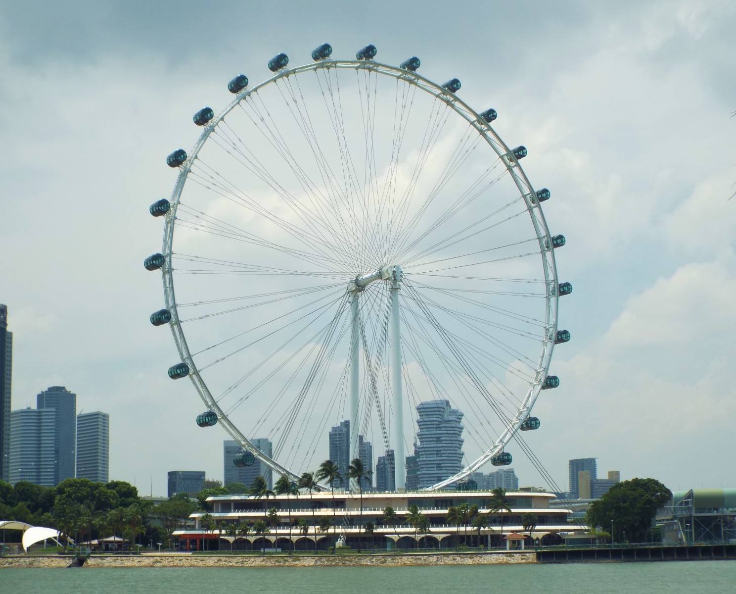 Singapore flyer